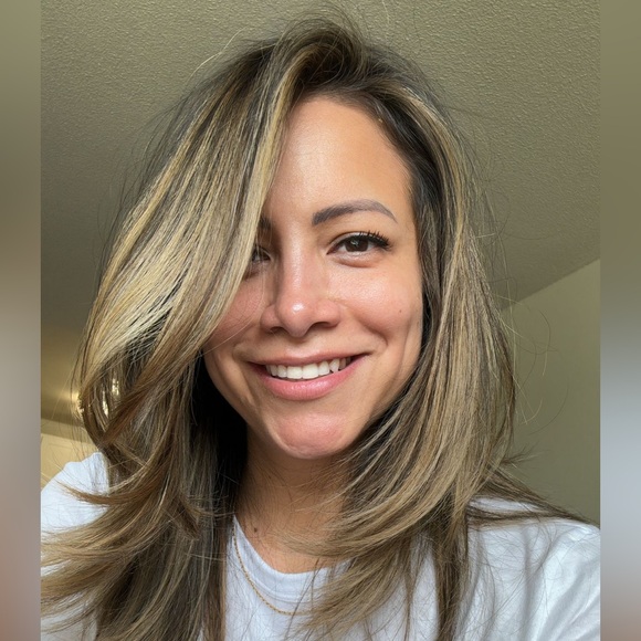 Meet your Posher, Tanya - Picture 1 of 4